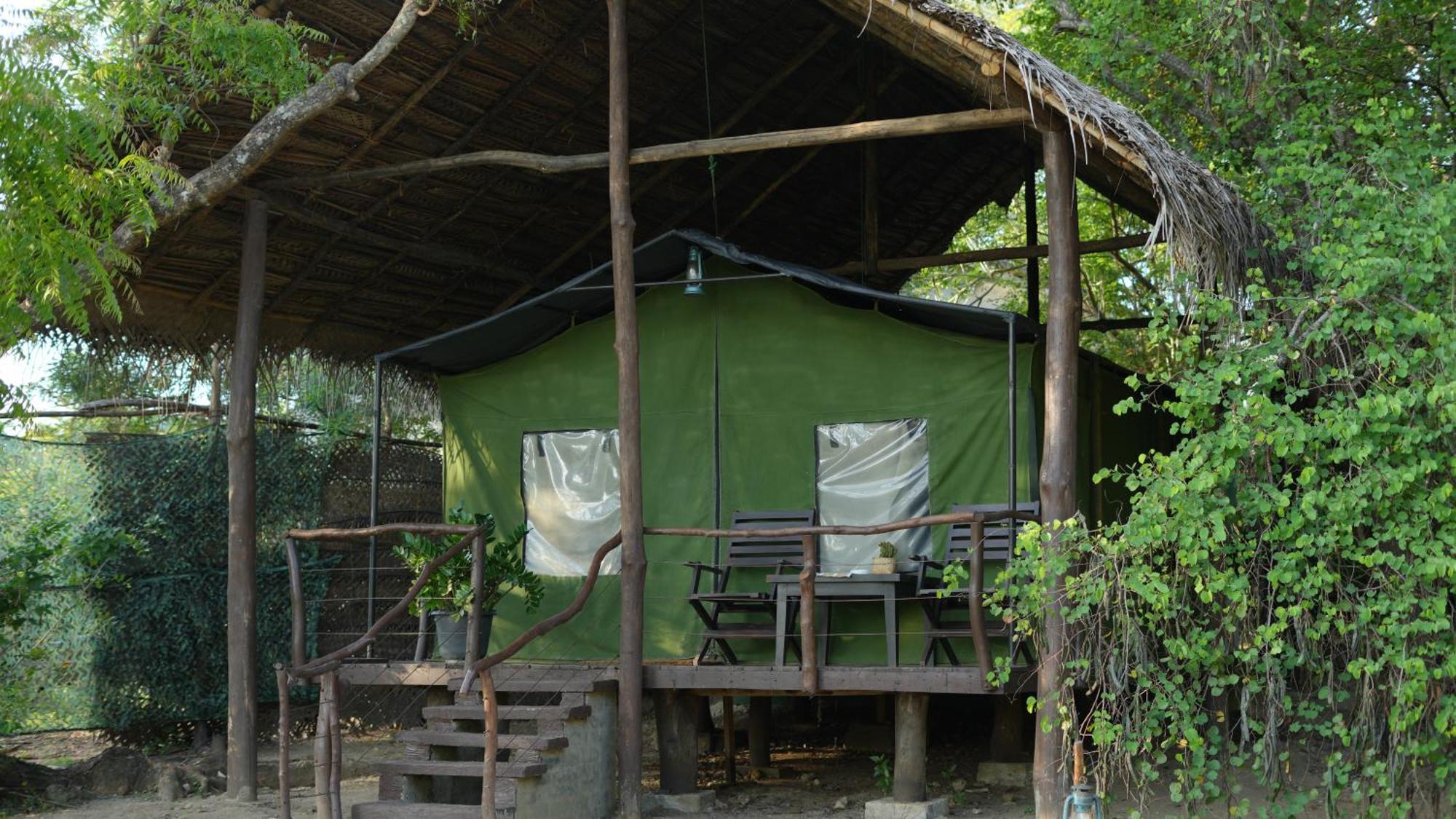 Отель Camp Leopard - Yala Safari Glamping Экстерьер фото